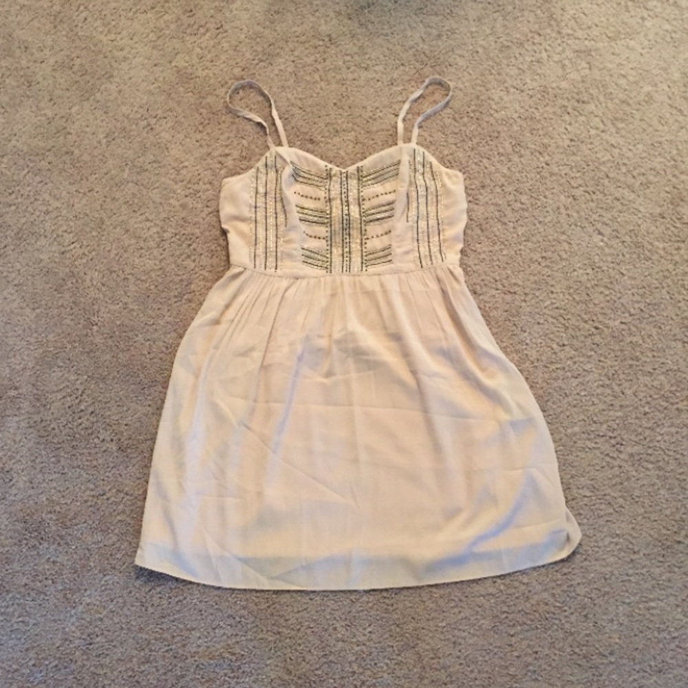 AE Light pink flowey dress with beaded top
